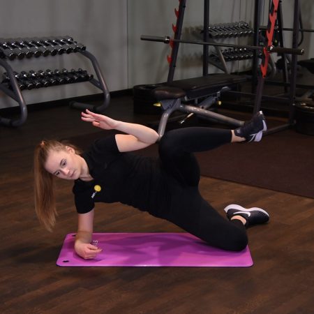 Kolano do łokcia w planku bokiem na kolanie