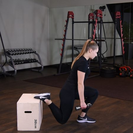 Przysiad bułgarski z hantlami - just be fit