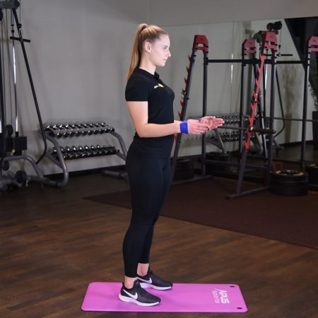 Rotacja zewnętrzna ramion w staniu z gumą mini band