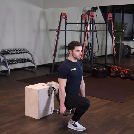 Przysiad bułgarski z hantlami - just be fit