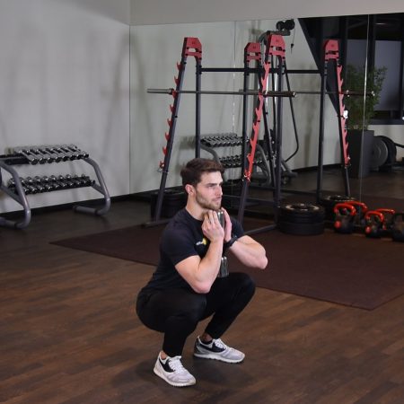 Przysiad z hantlą - goblet squat