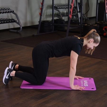 Unoszenie ramion naprzemiennie w podporze przodem - just be fit