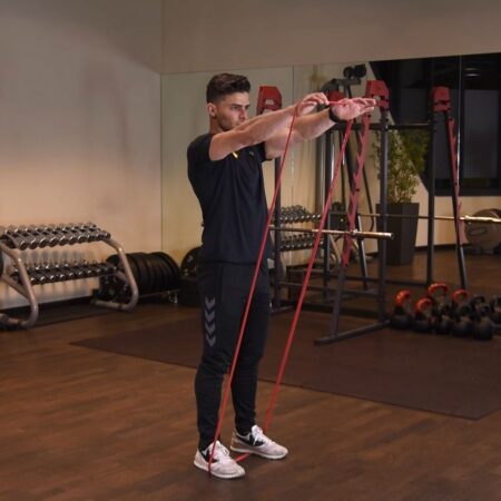 Unoszenie ramion do przodu z gumą power band