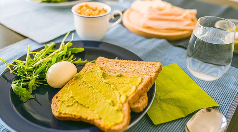 Dieta niskowęglowodanowa śniadanie